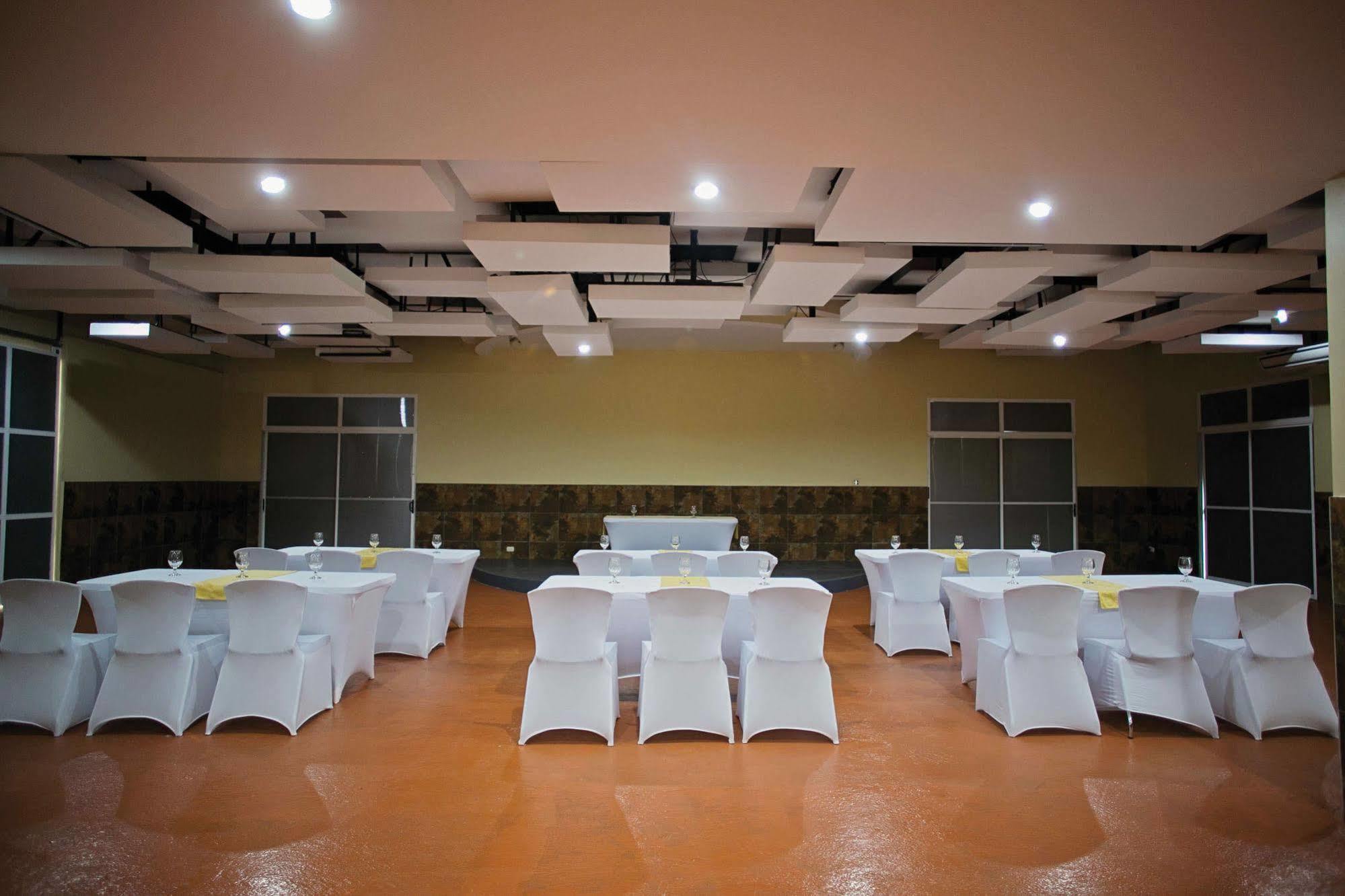 Hotel Cana Brava Inn Canas Exterior photo